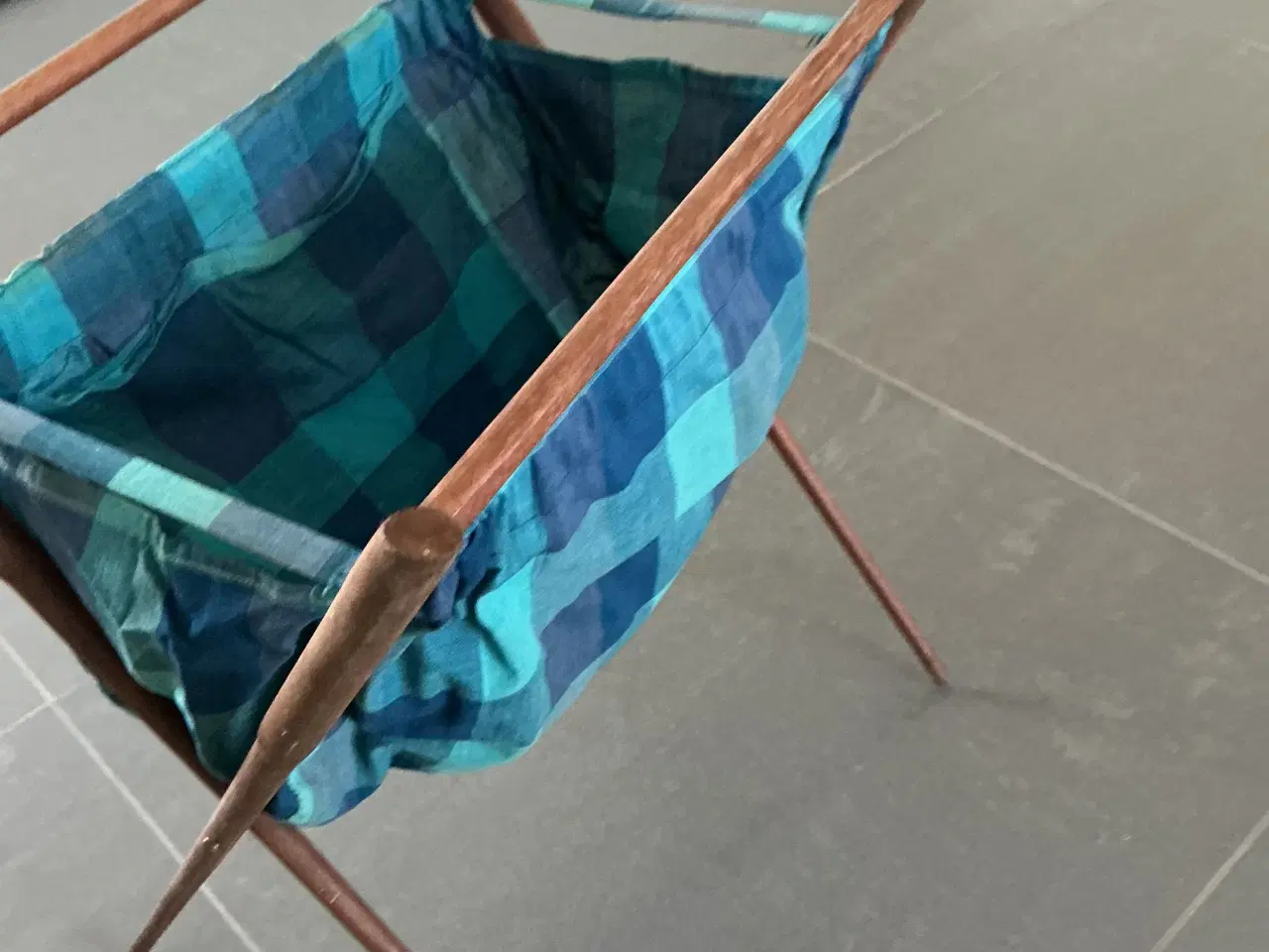 Billede 2 - Retro strikkekurv