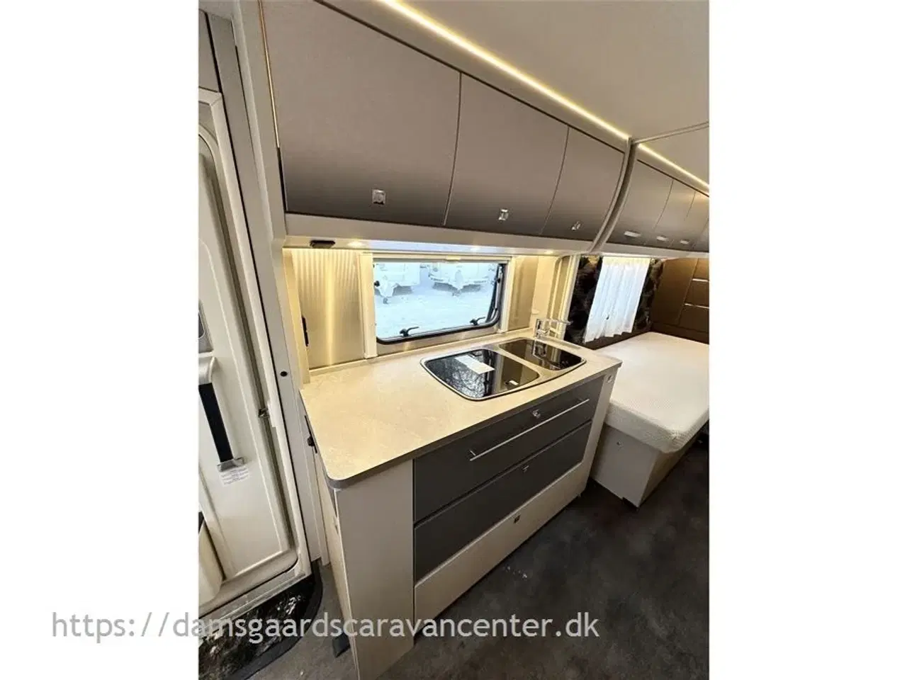 Billede 9 - 2020 - Dethleffs Generation 515 LE Enkeltsenge - Combi 4 - Mover - Telt - Markise
