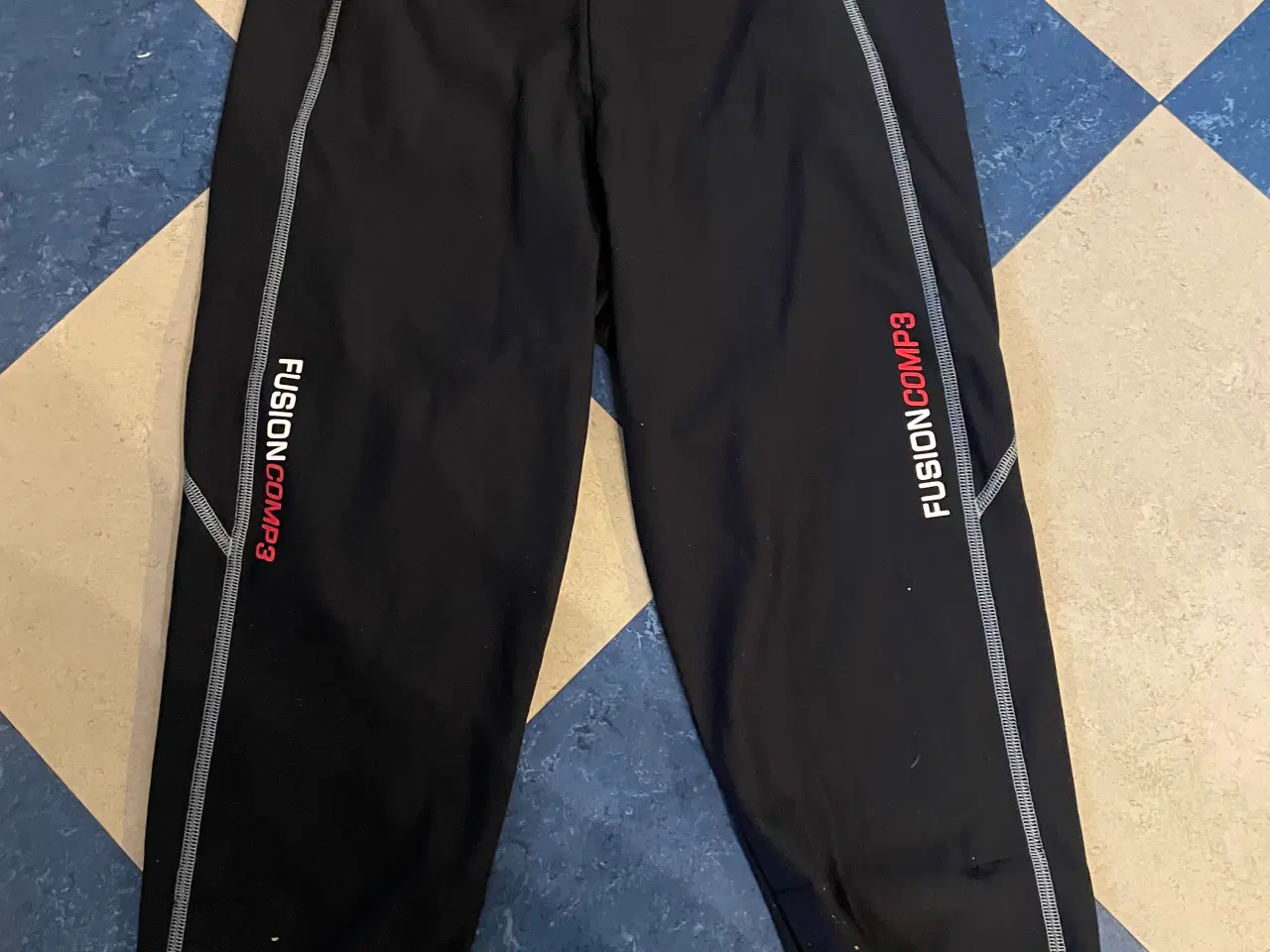 Billede 4 - Fusion COMP3 3/4 tights S og