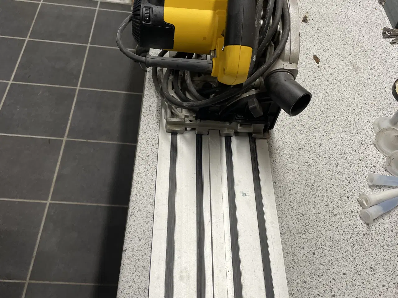 Billede 2 - DeWalt dyksav med 150 cm  skinde  meget lidt brugt