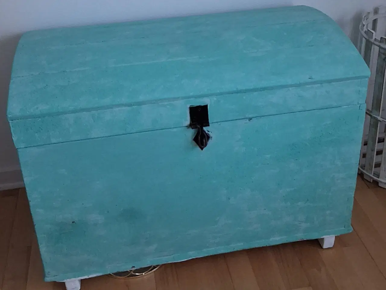 Billede 2 - Stor og rummelig dragkiste / skænk
