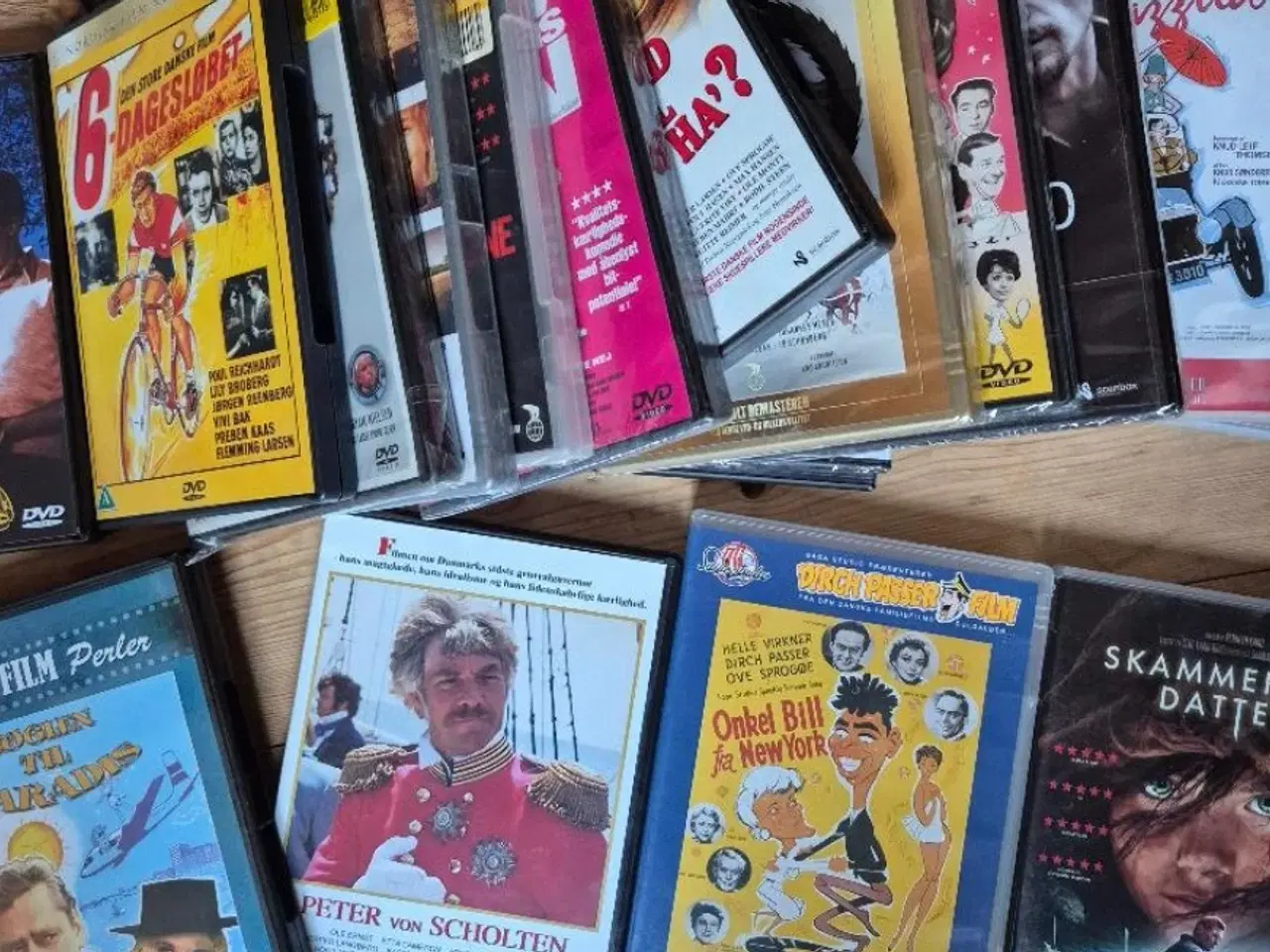 Billede 1 - Mere end 50 Danske film 20 kroner stk.