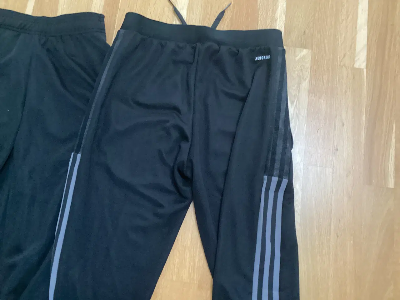 Billede 3 - Adidas buks