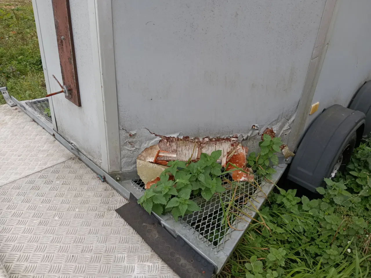 Billede 3 - Hestetrailer med plads til vogn 