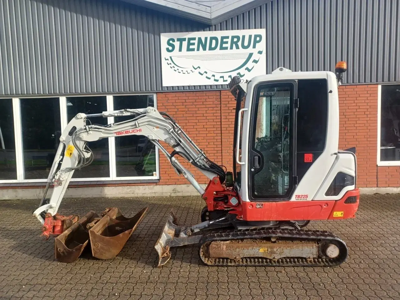 Billede 1 - Takeuchi TB225