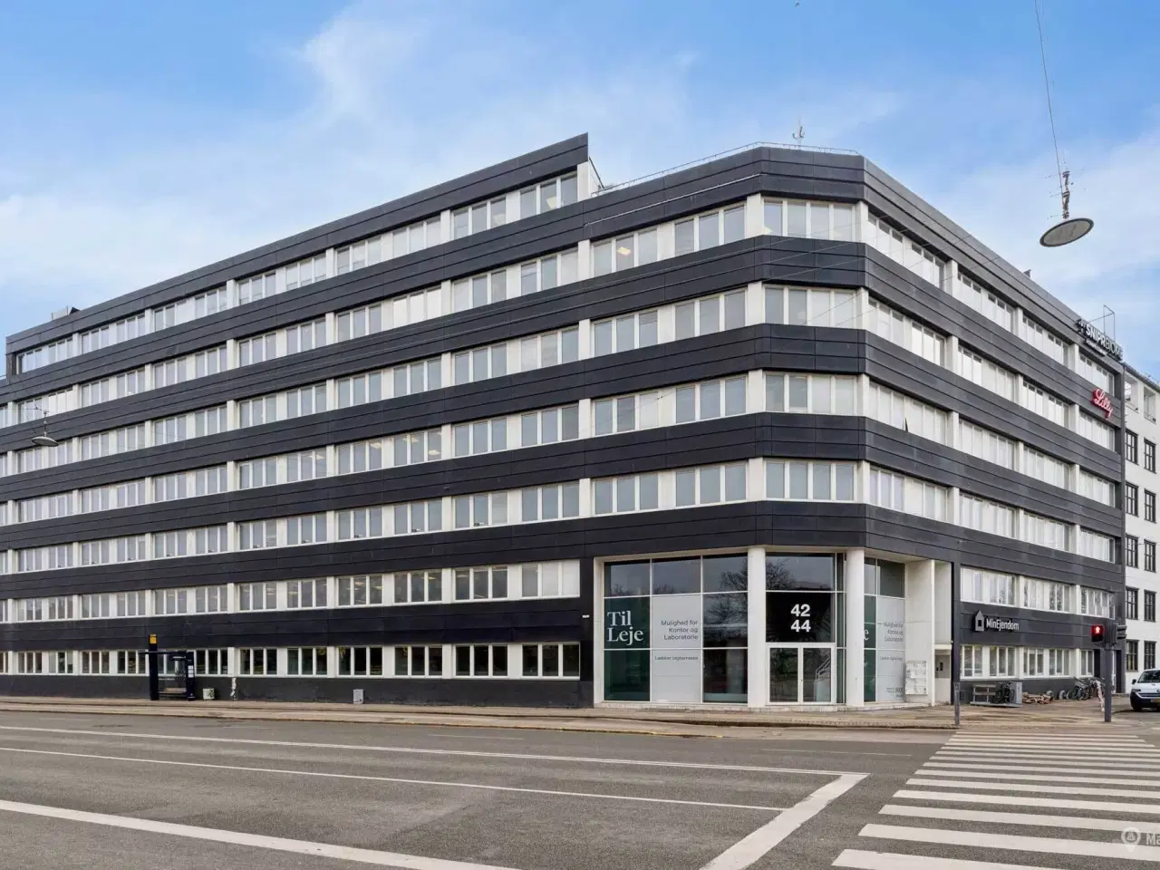 Billede 6 - Lyst og nyistandsat laboratorie med kontor tæt på metro