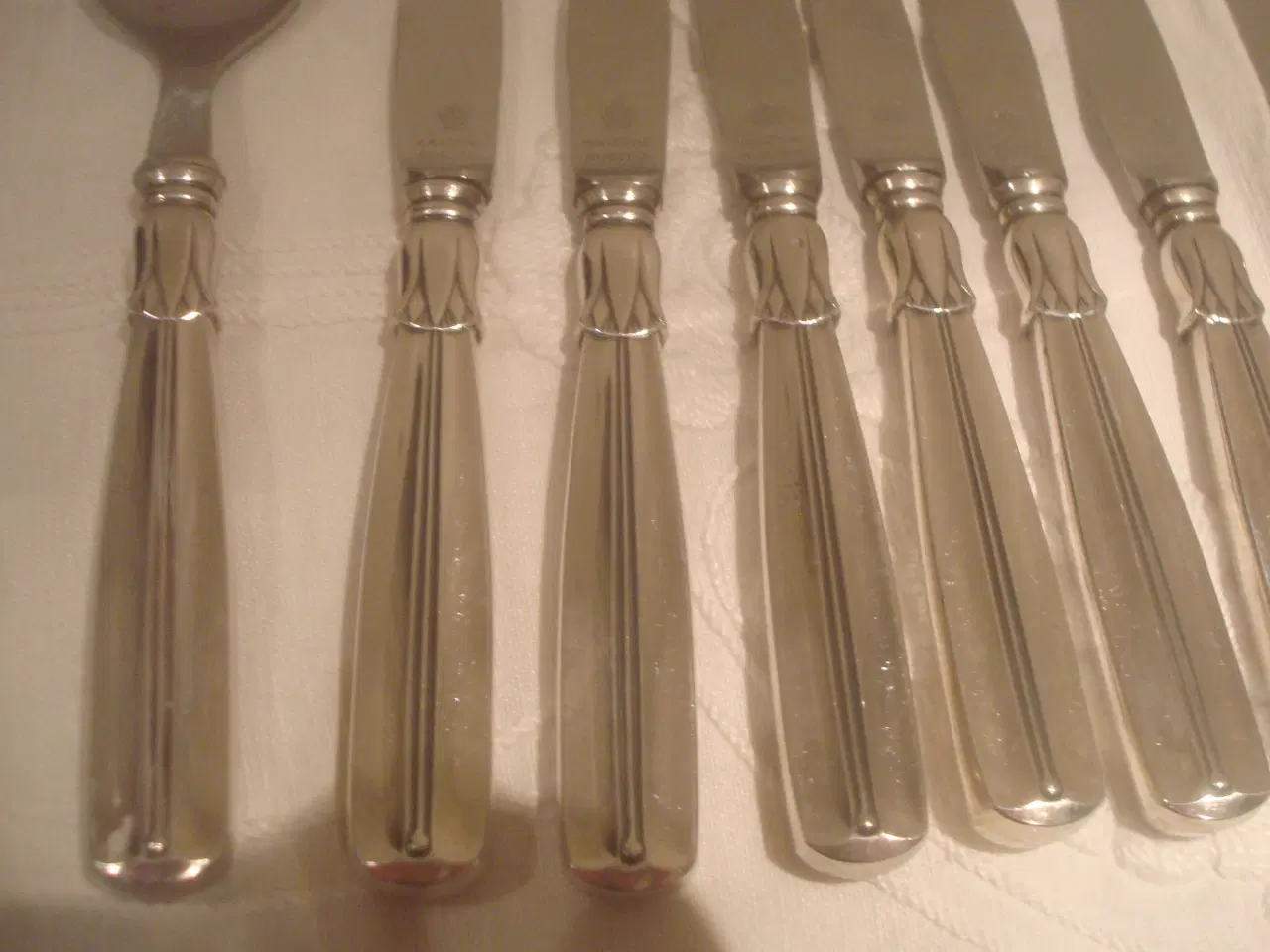 Billede 2 - LOTUS 11 FROKOSTKNIVE 3-TÅRNET SØLV, 1 SALATSKE