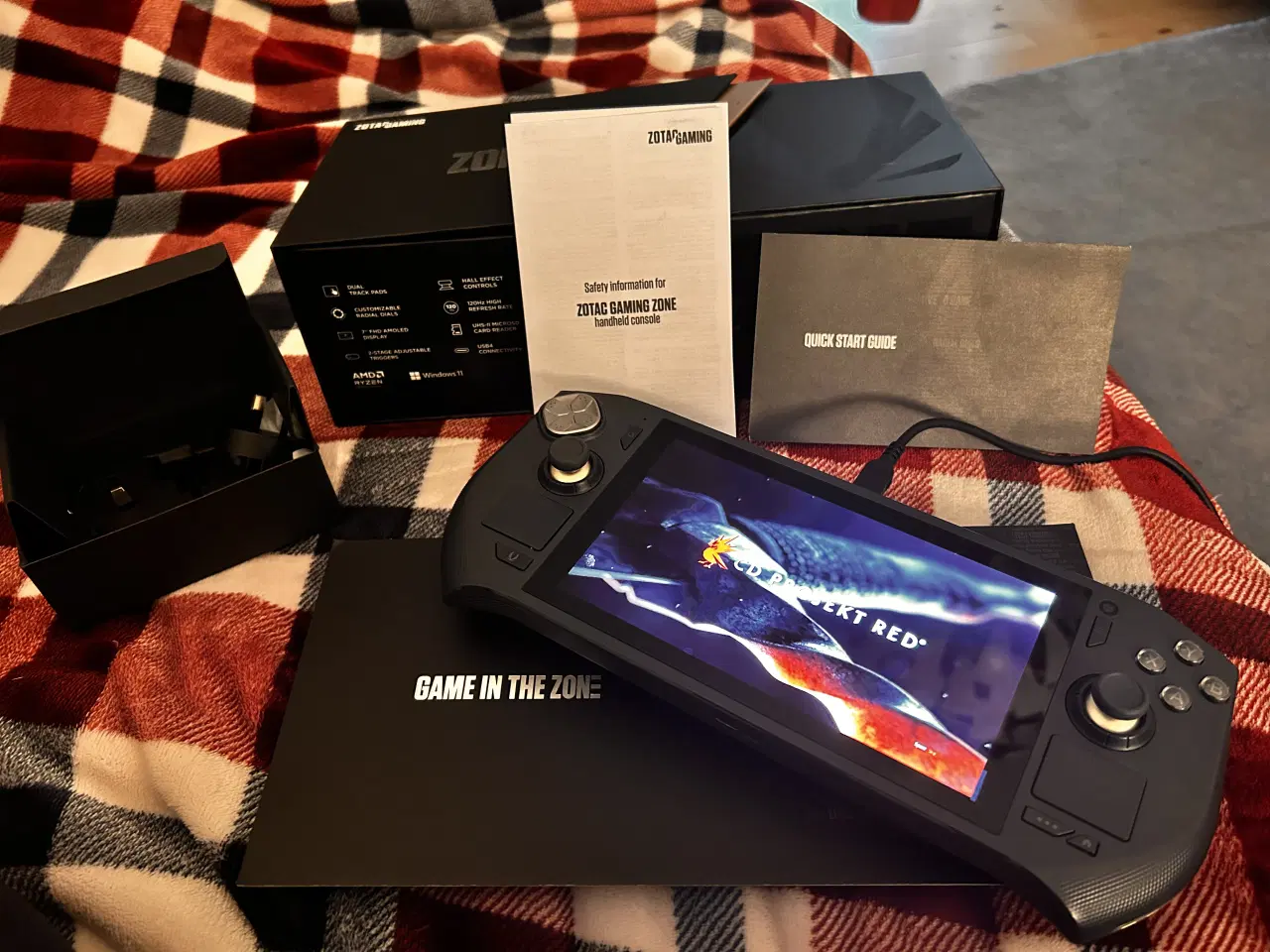 Billede 2 - Zotac Zone OLED handheld gaming pc 16gb 512gb ryze