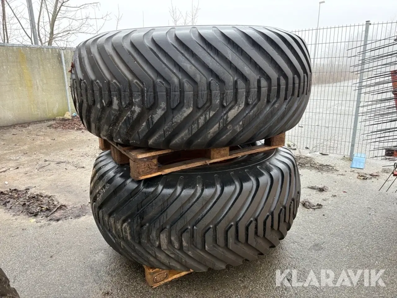 Billede 4 - Traktordæk Alliance Flotation 328 - 2 styk