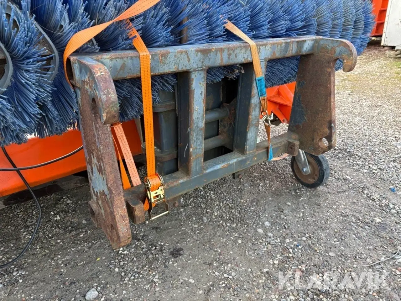 Billede 6 - Hydraulisk kost med vandtank Tuchel Profil 600