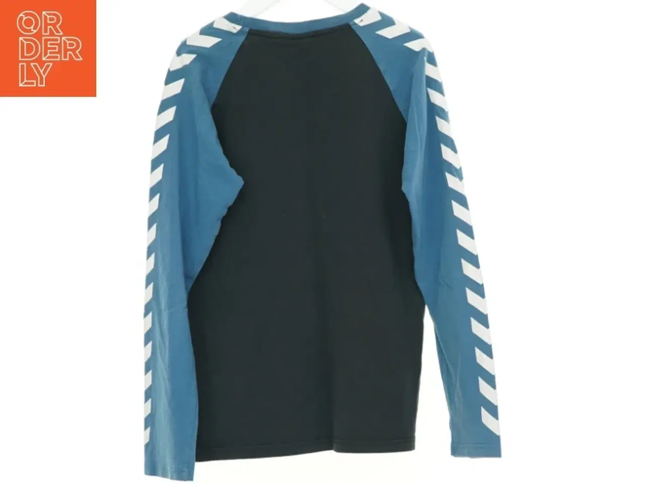 Billede 2 - Bluse fra Hummel (str. 152 cm)