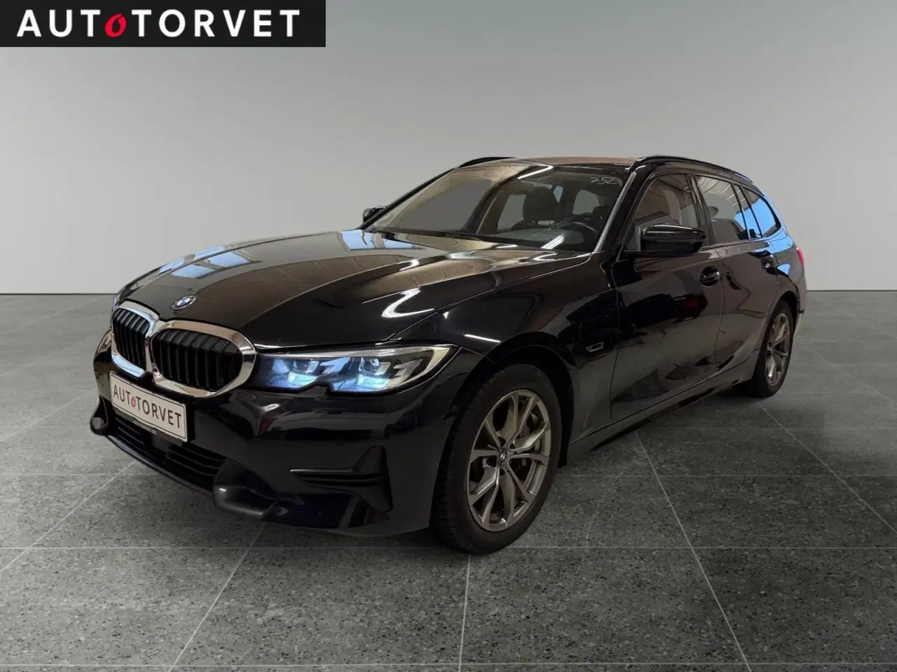 Billede 1 - BMW 330e 2,0 Touring Sport Line aut.