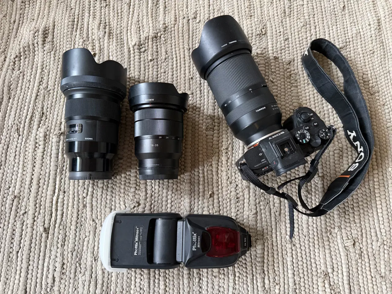 Billede 1 - Lækkert Sony a7rlV sælges med tilbehør