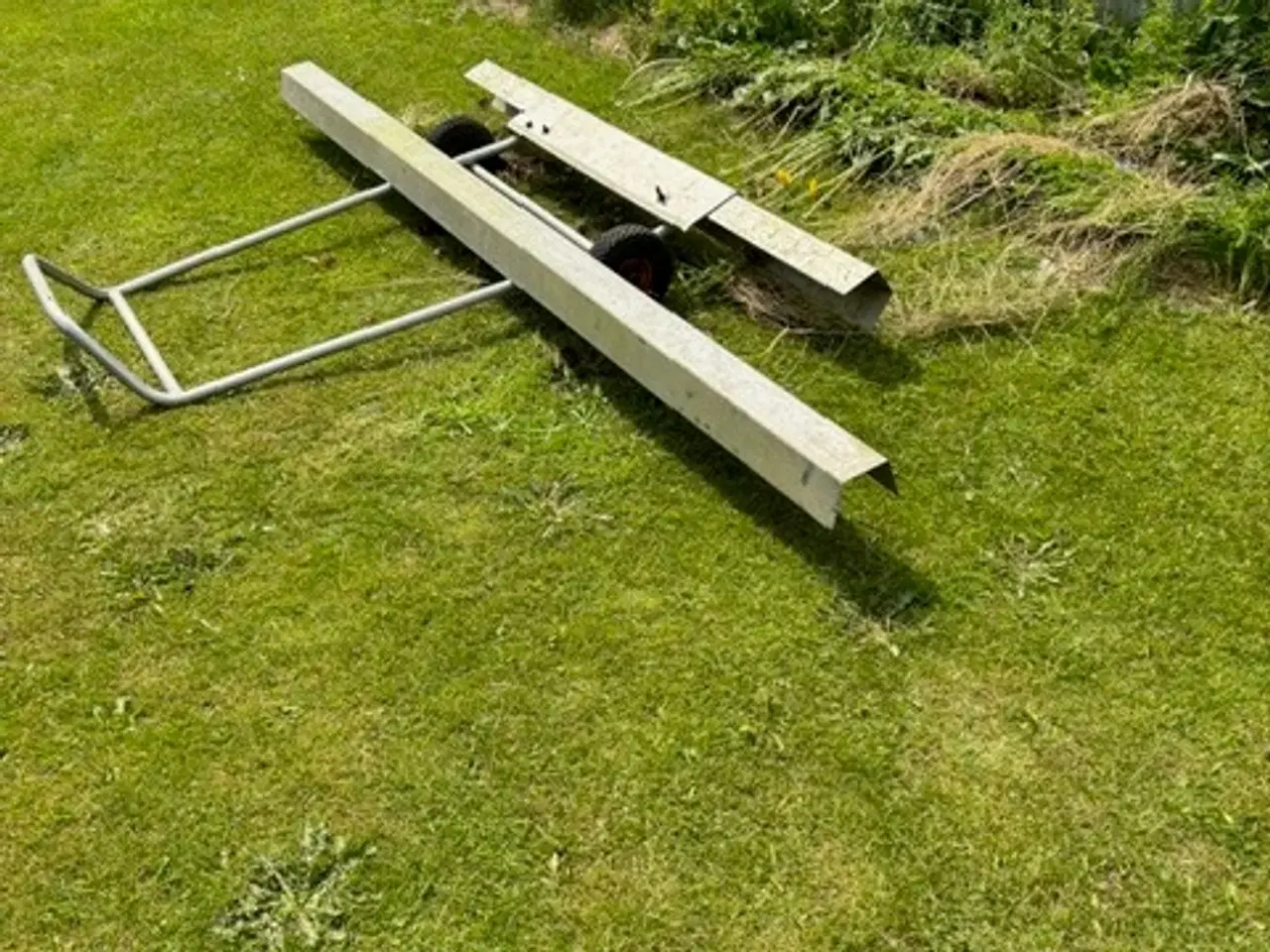 Billede 1 - brolægger planevogen med planerskinder 2-3 meter
