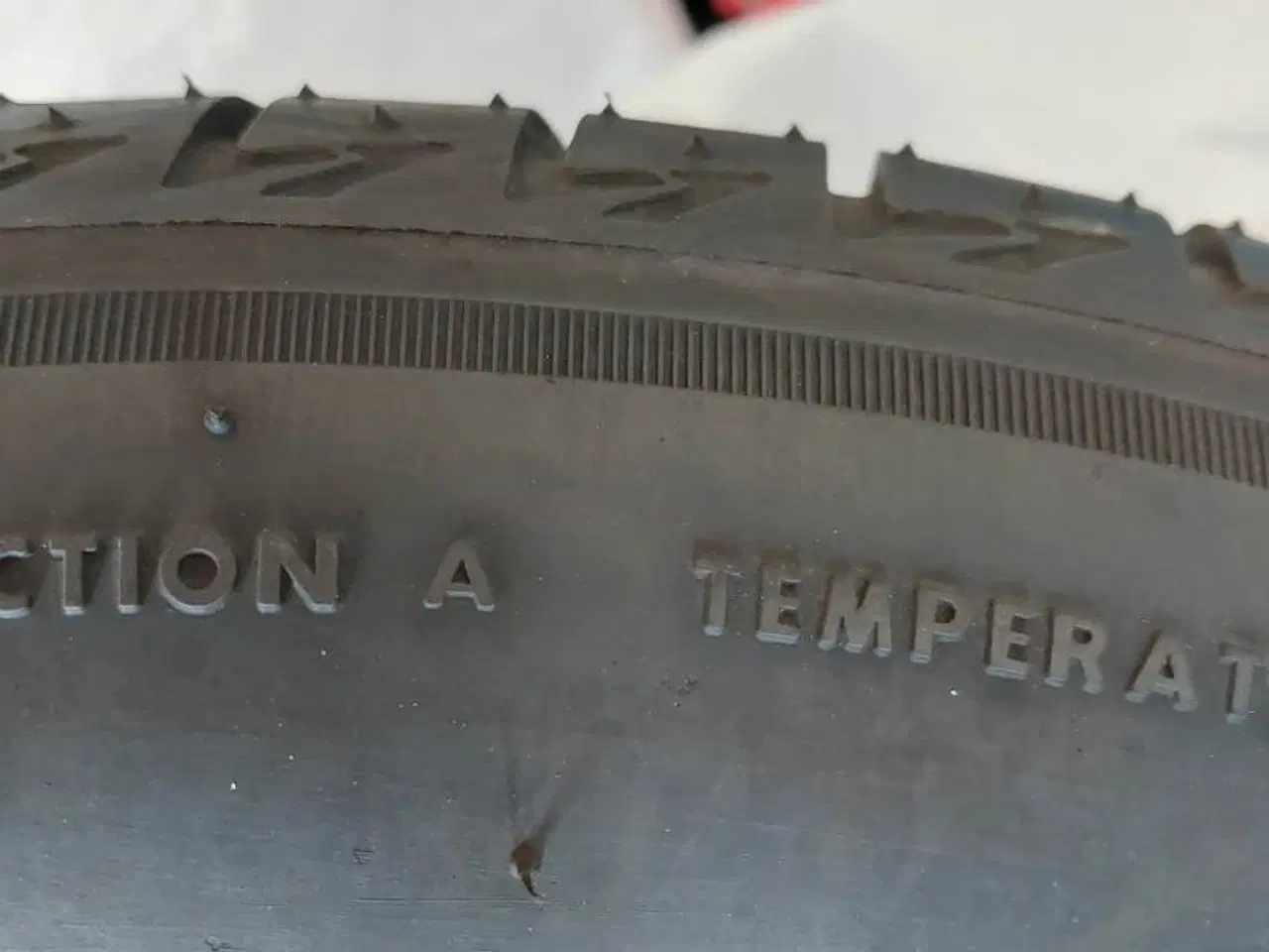Billede 3 - Bridgestone sommerdæk 195/55 R16