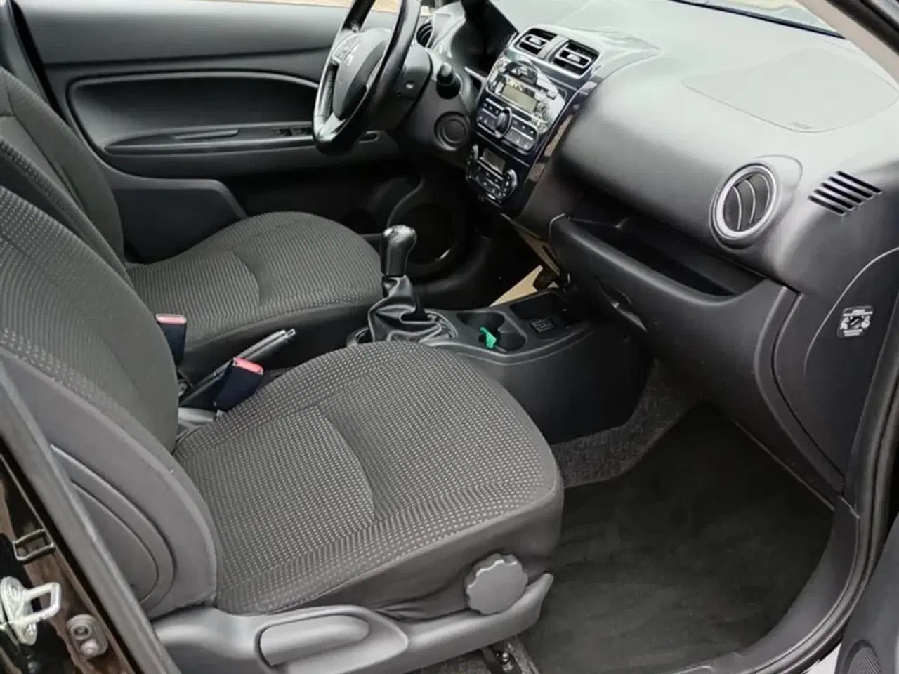 Billede 11 - Mitsubishi Space Star 1,2 Intense 80HK 5d