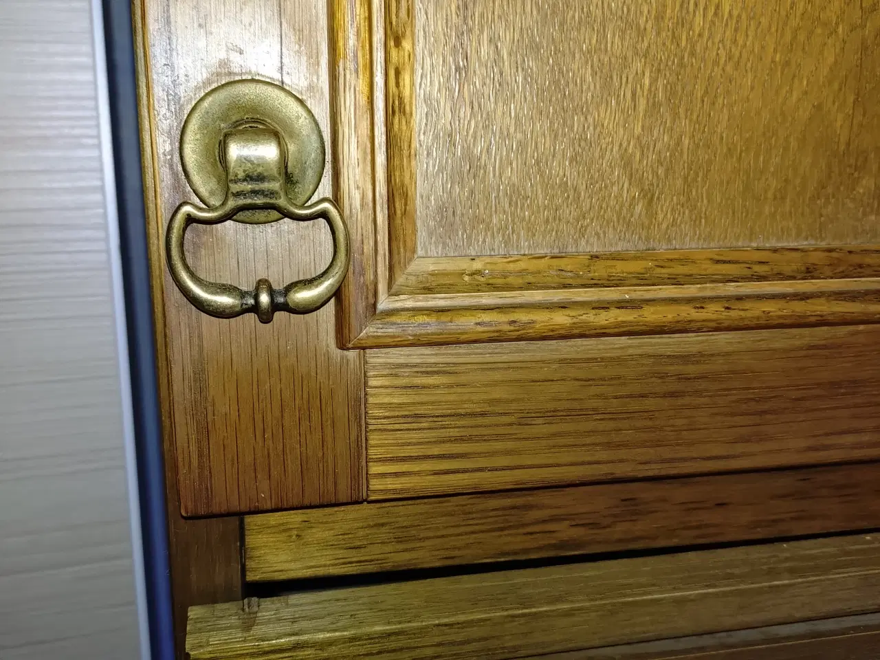 Billede 2 - Vintage køkken med fyldningslåger