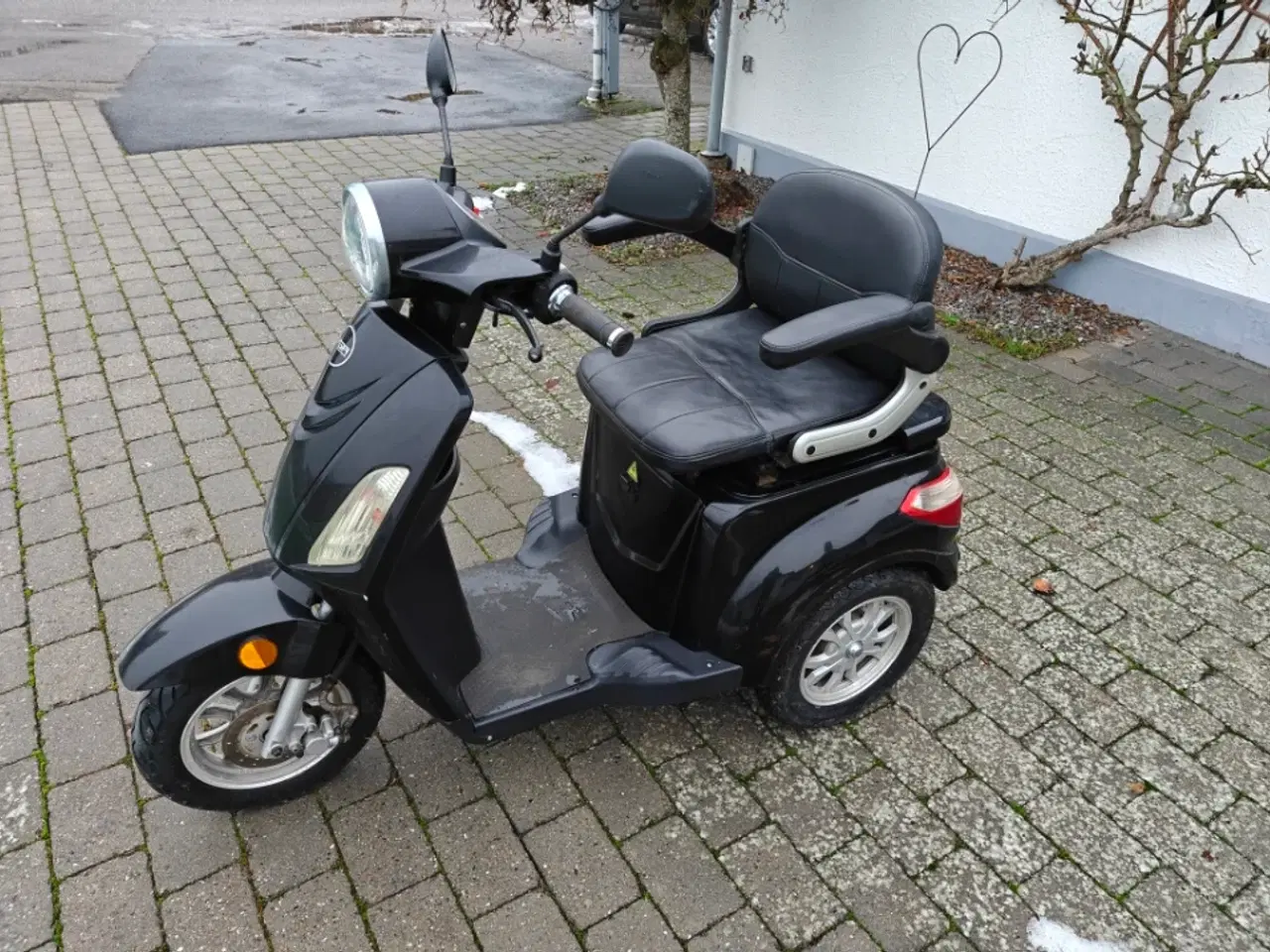 Billede 1 - VGA Tres 25 km/t