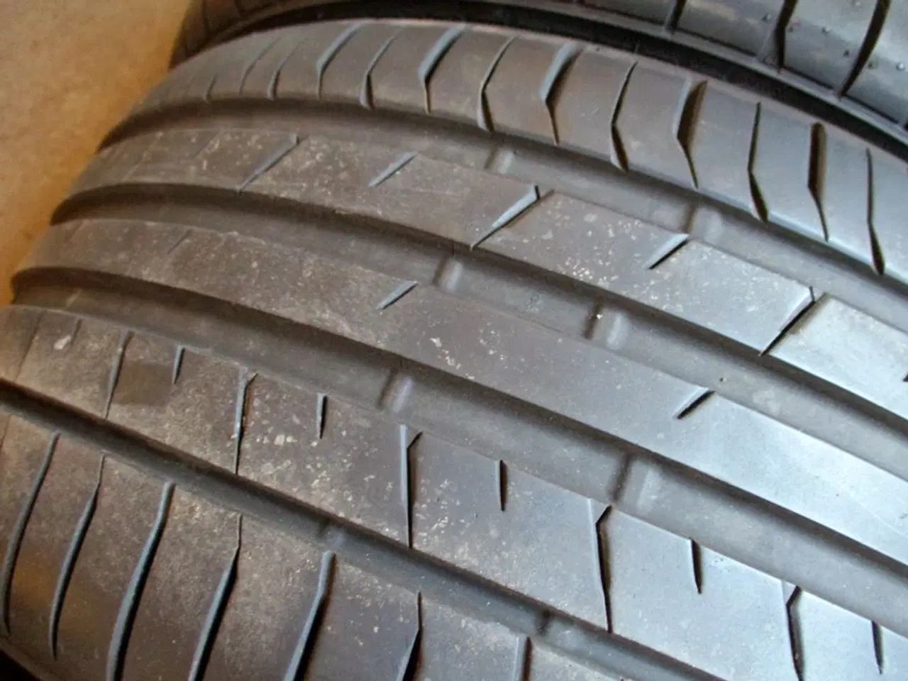 Billede 3 - 245/35/18" 4 stk. Toyo/Bridgestone sommerdæk