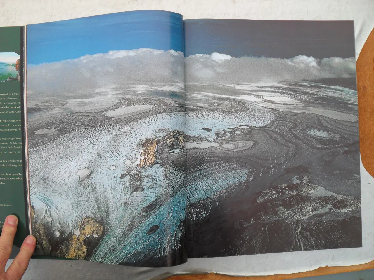 Billede 3 - jorden set fra himlen