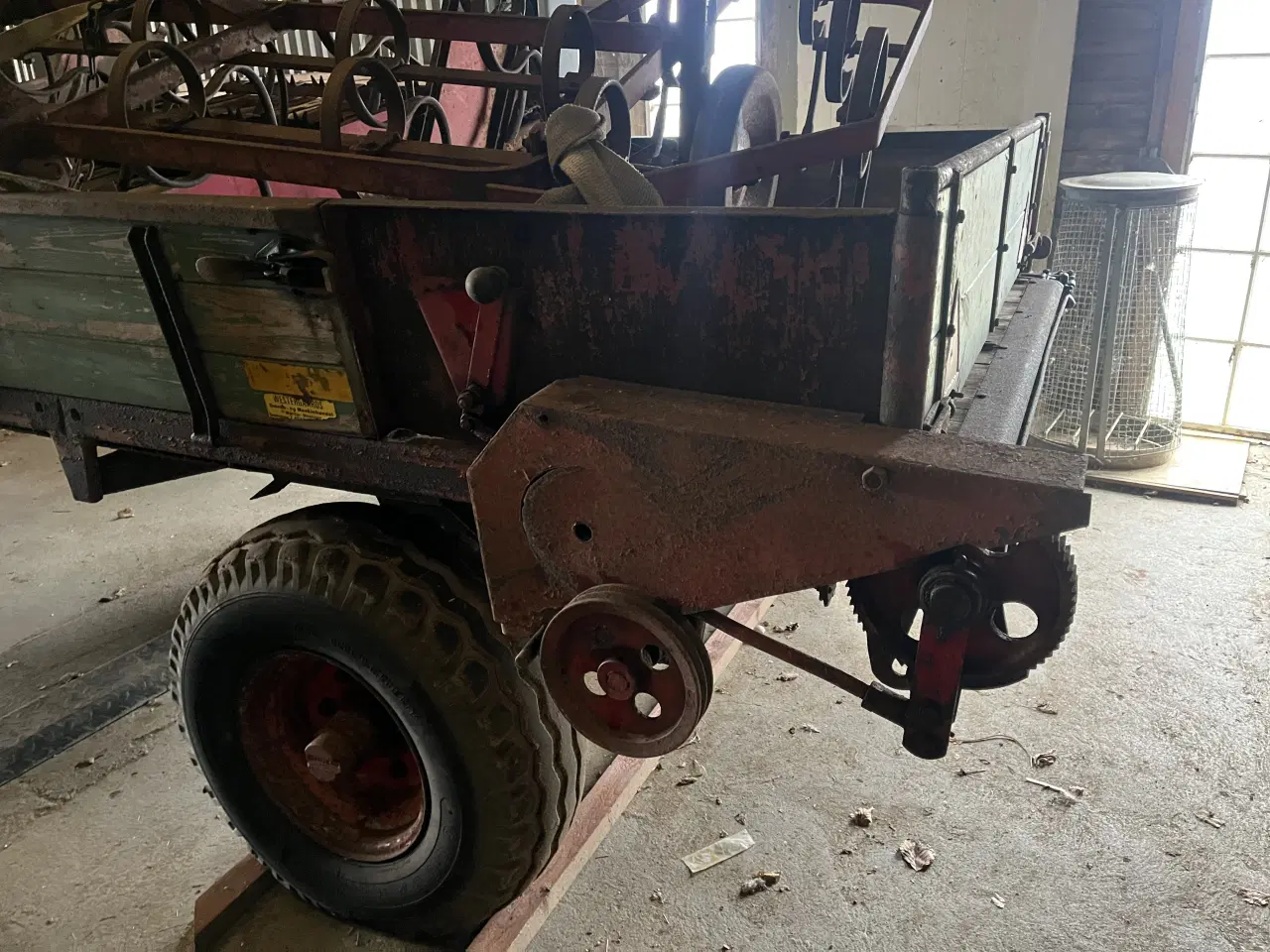 Billede 5 - Aflæsservogn med elevator