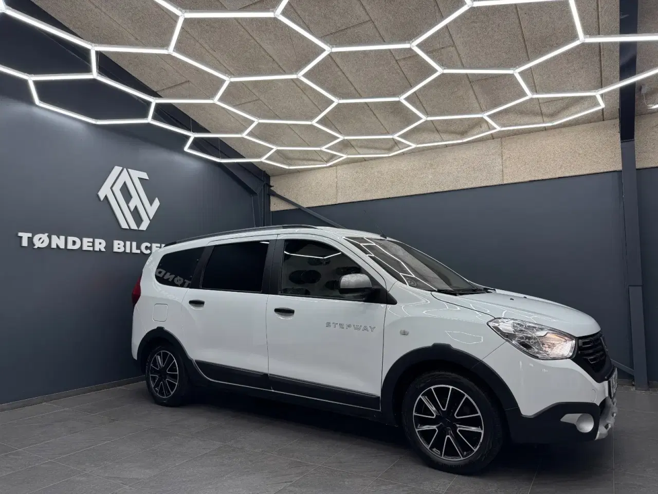 Billede 3 - Dacia Lodgy Stepway 1,5 dCi 90 7prs
