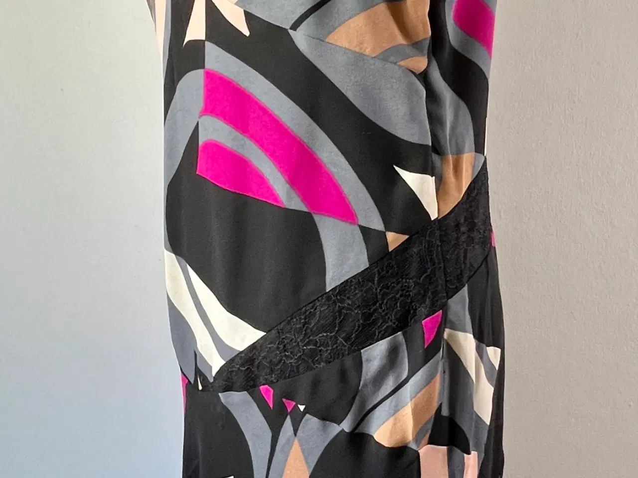 Billede 4 - Diane von Furstenberg, kjole, str 42