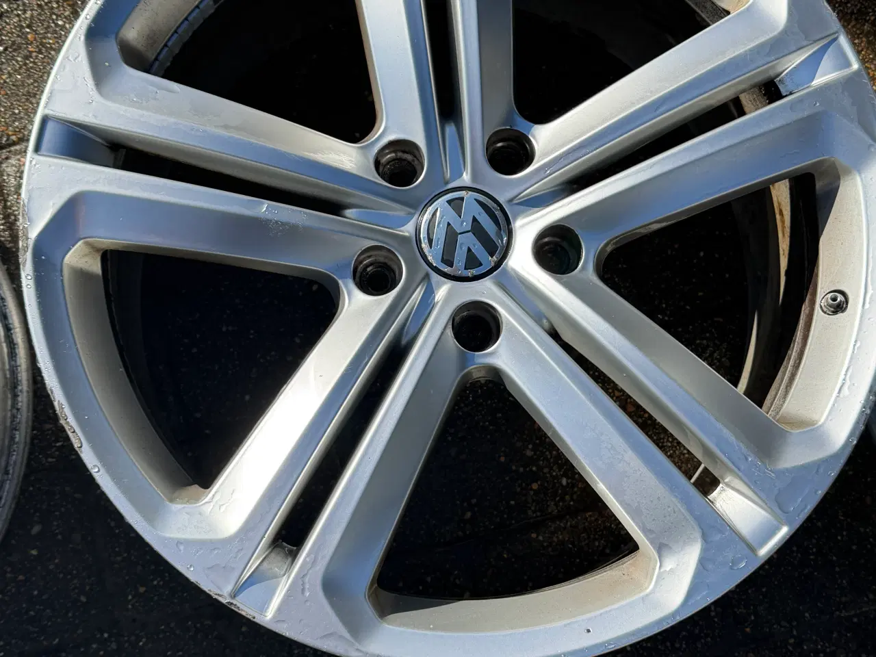 Billede 3 - Originale VW alufælge 21”