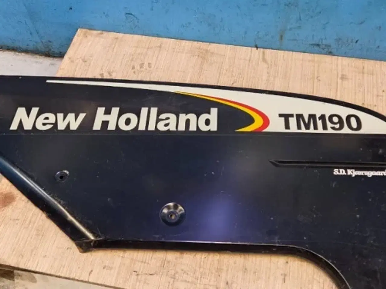 Billede 11 - New Holland TM190 Sideskærm R. 82020018