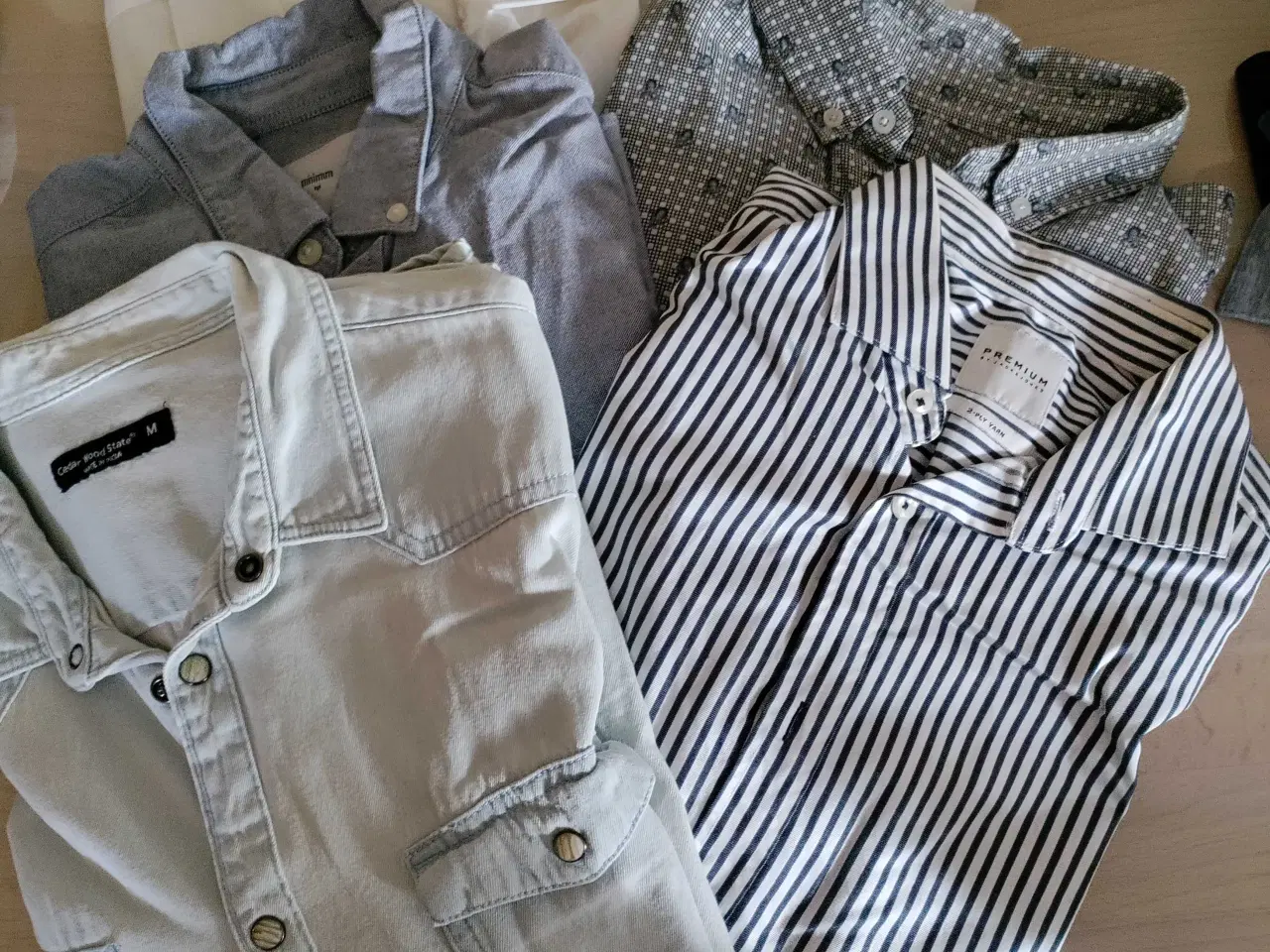 Billede 1 - 6 skjorter M samlet pris 