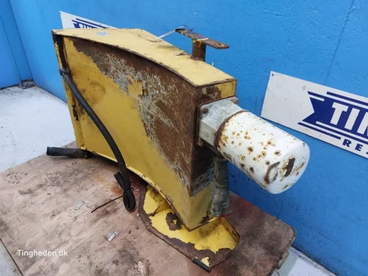 Billede 7 - New Holland FX38 Hydrauliktank 84032492