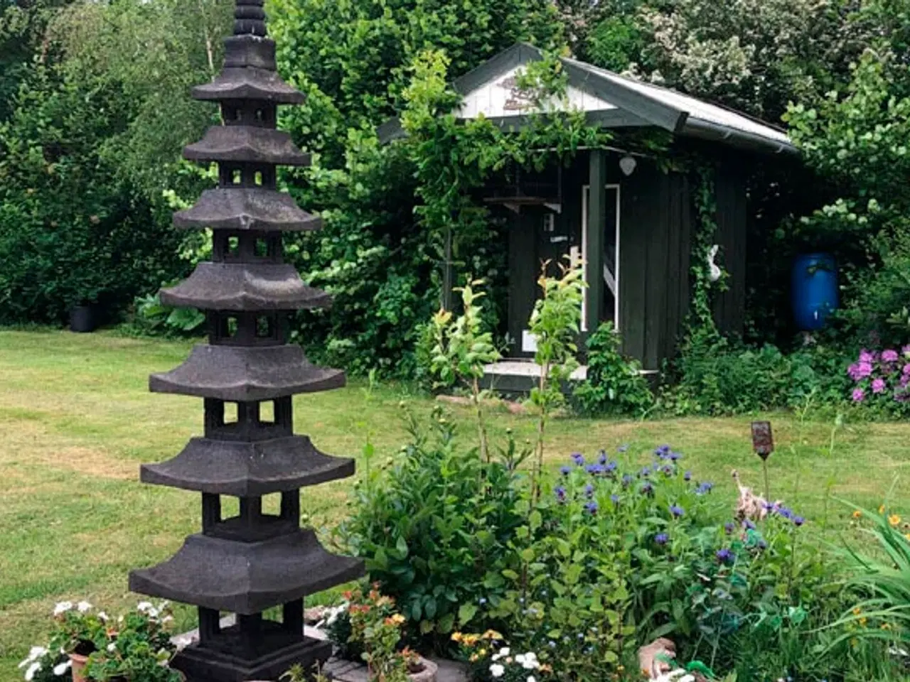 Billede 1 - Stor granit pagode