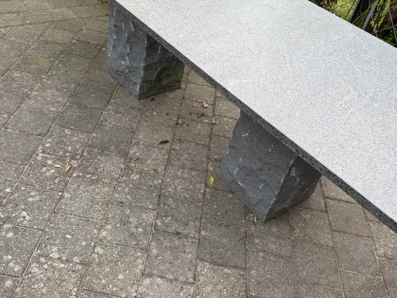 Billede 1 - Havebord Sten