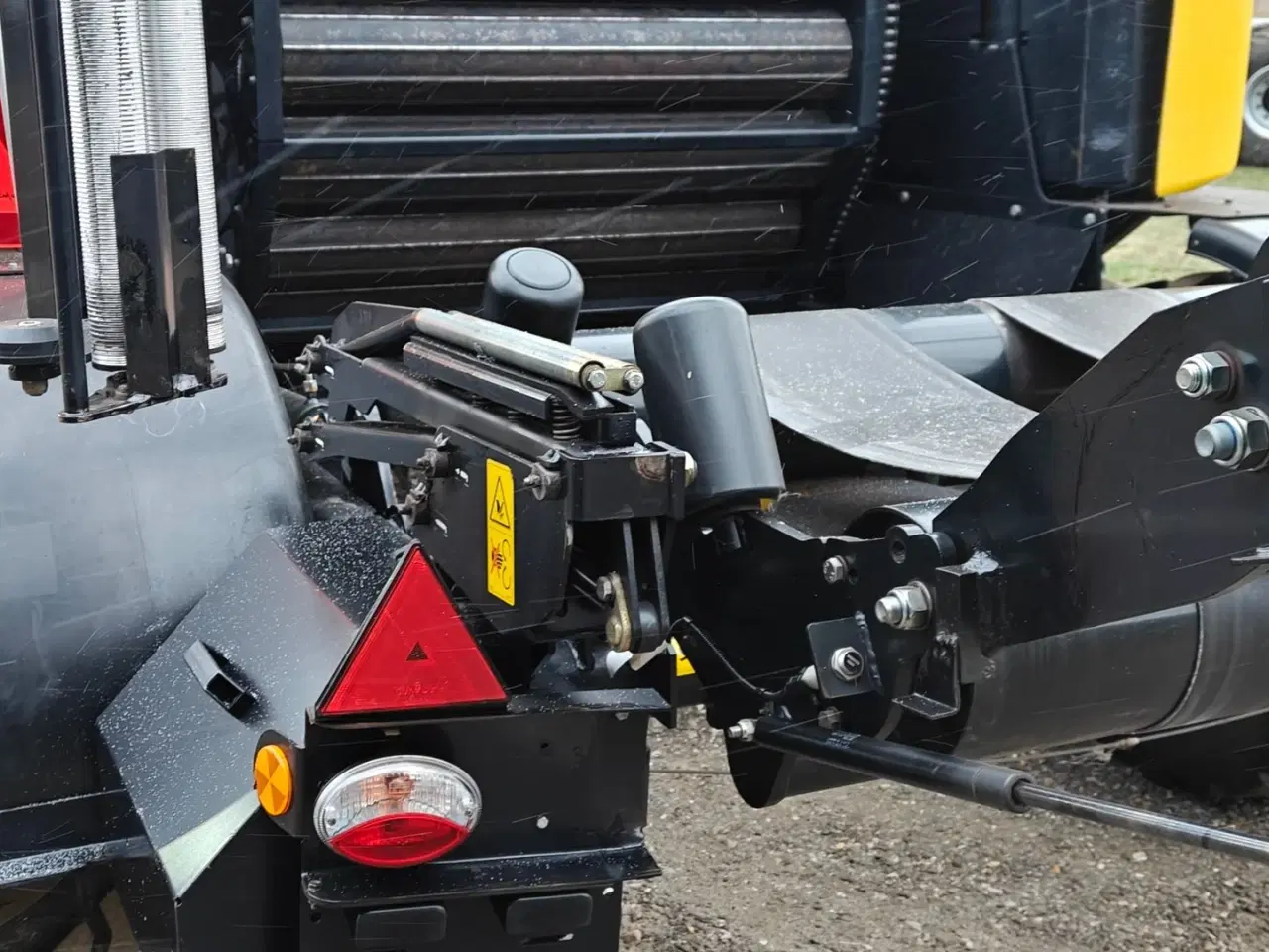 Billede 11 - New Holland RB 125 COMBI