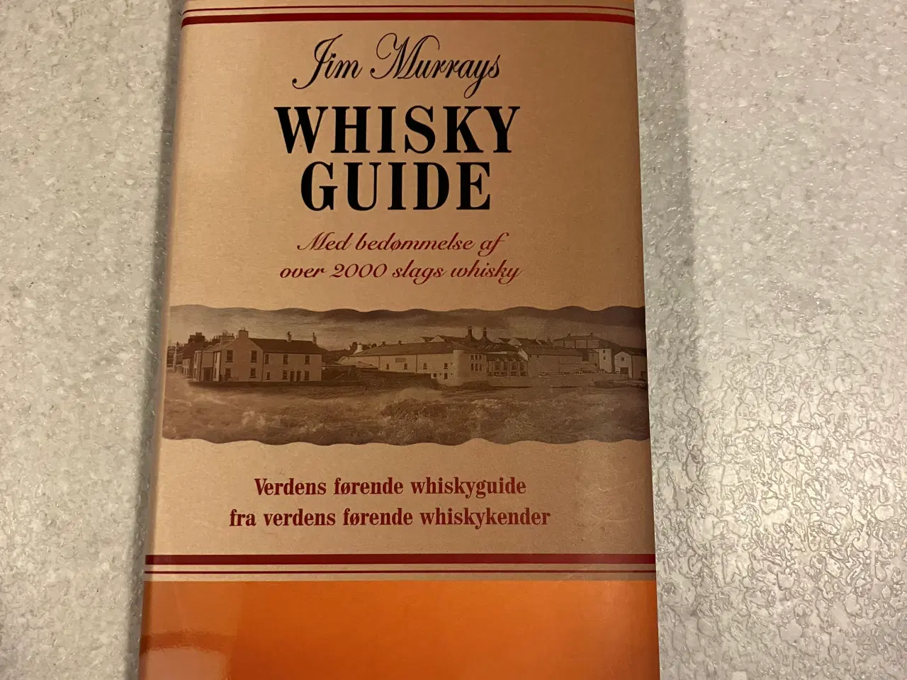 Billede 4 - 3 fine bøger om whisky.  Se beskrivelsen nedenfor.