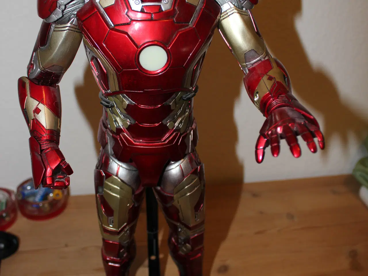 Billede 1 - Iron Man Mark XLIII Neca 1/4 Scale