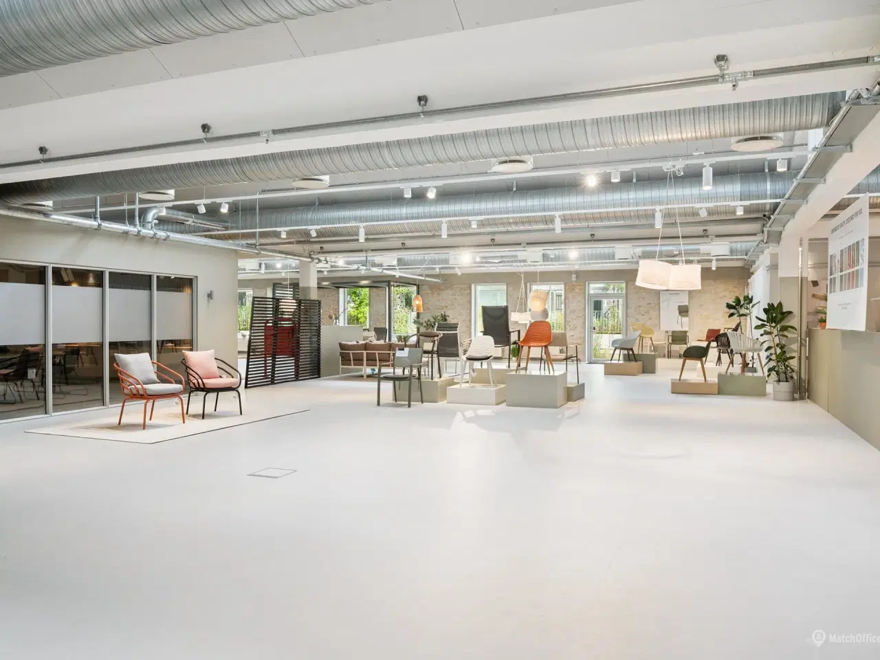 Billede 11 - Erhvervslejemål i tidligere industriejendom velegnet til mange formål