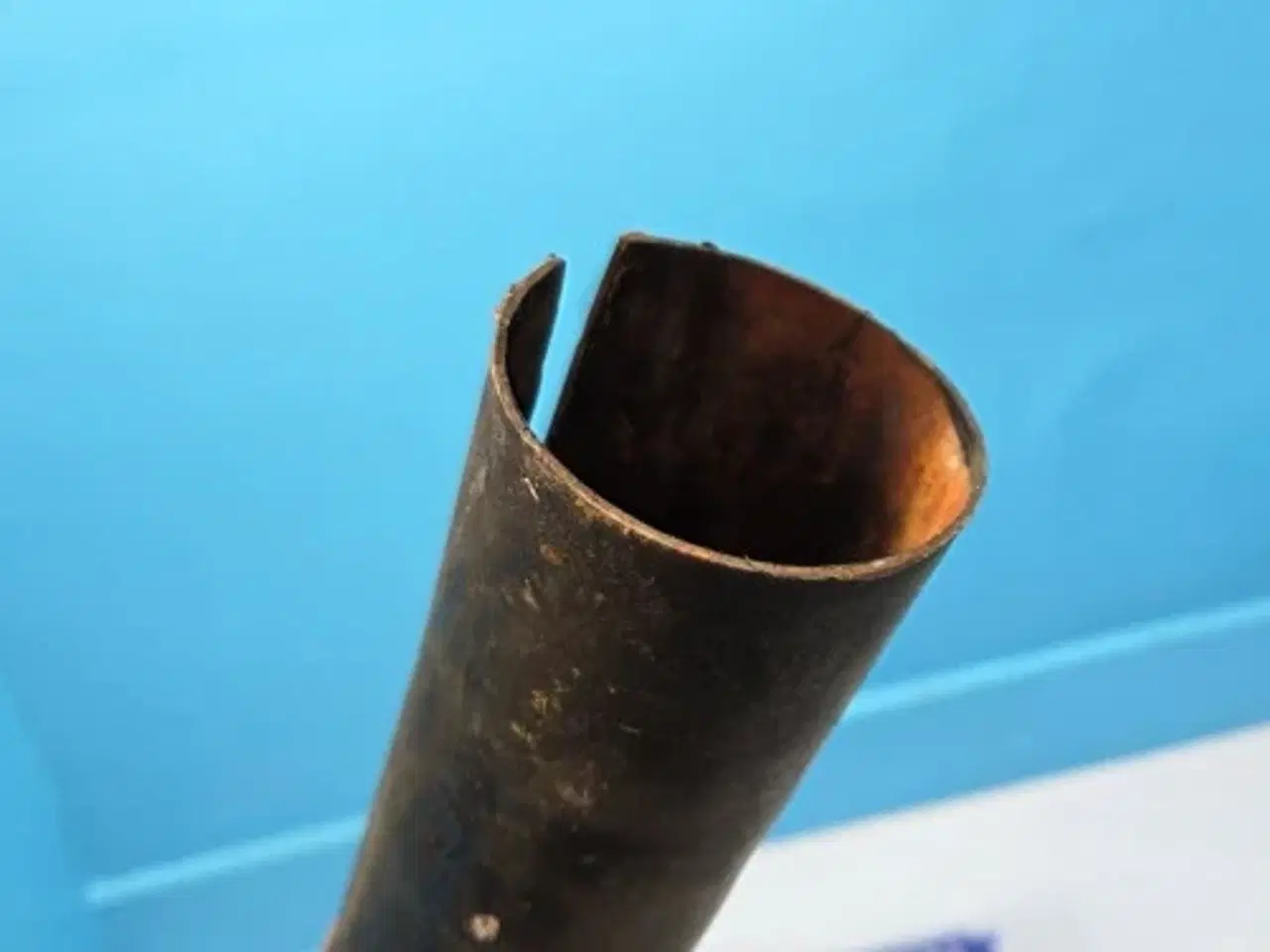 Billede 3 - New Holland LB115B Udstødningsrør 87622674