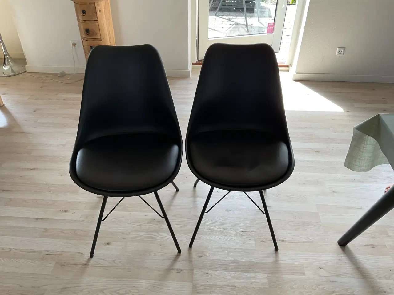 Billede 2 - Spisebordstole sælges 6 stk samlet
