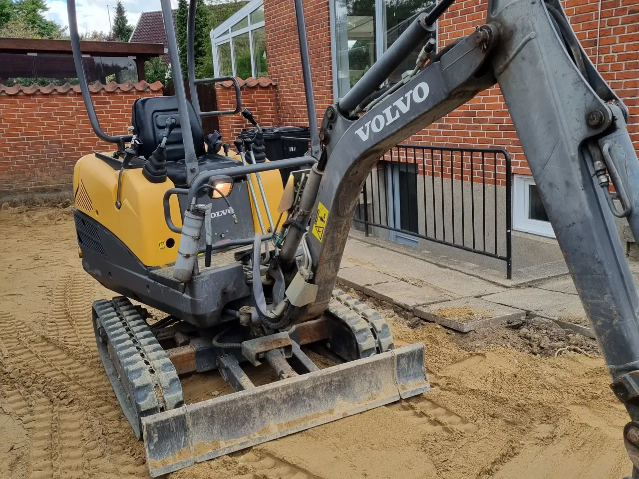 Billede 1 - Minigraver Volvo XC13 XTV