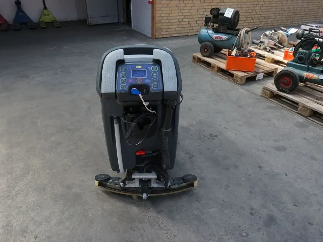 Billede 7 - Gulvvasker NILFISK SC500