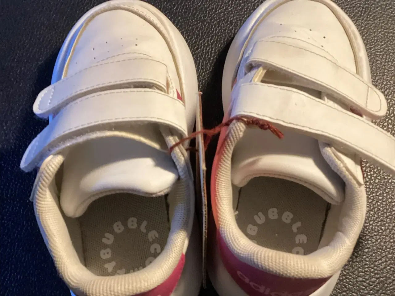 Billede 1 - Adidas sko str 26