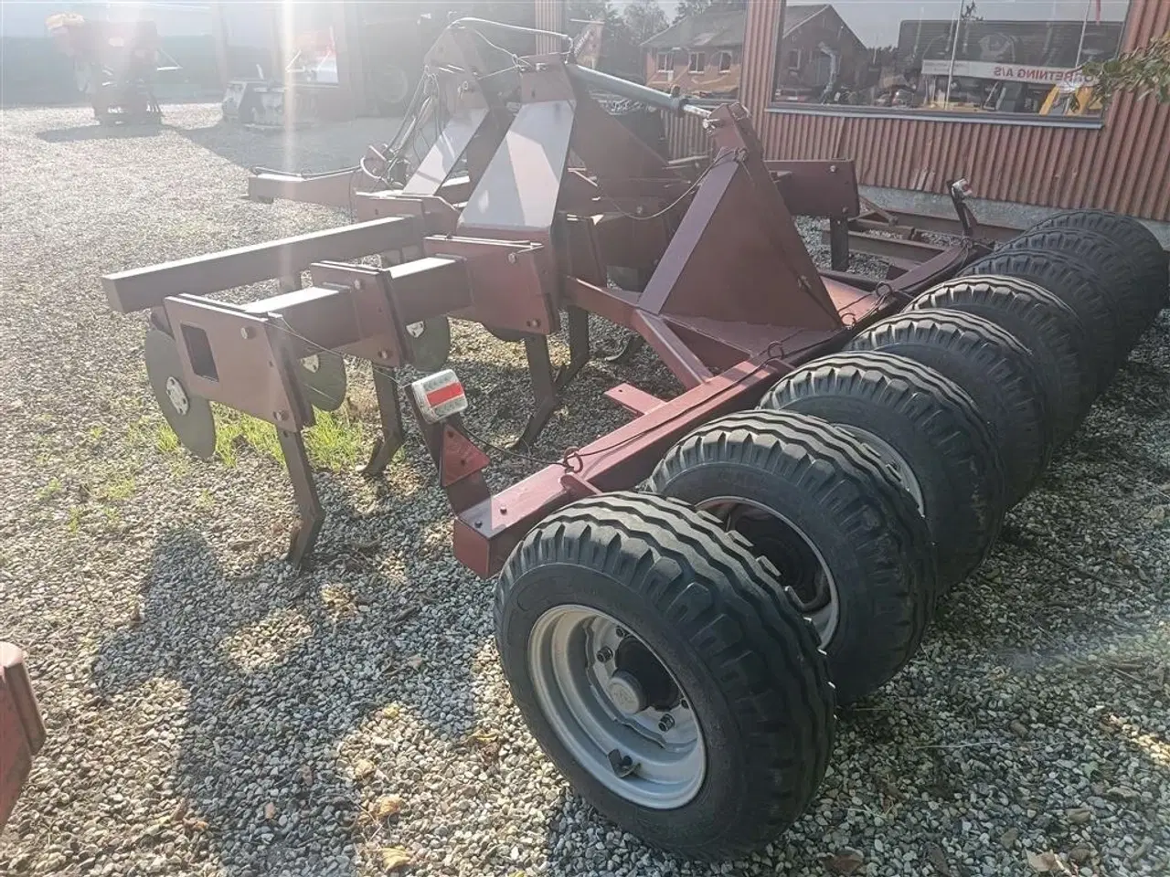 Billede 7 - - - - EAT 4 meter grubber m. skiveskær og pakke hjul