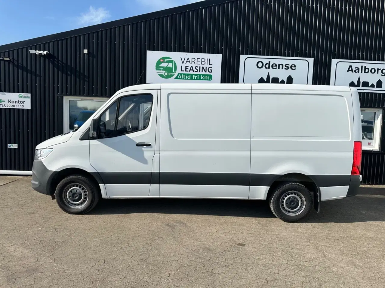 Billede 1 - Mercedes Sprinter 317 2,0 CDi A2 Kassevogn aut. RWD