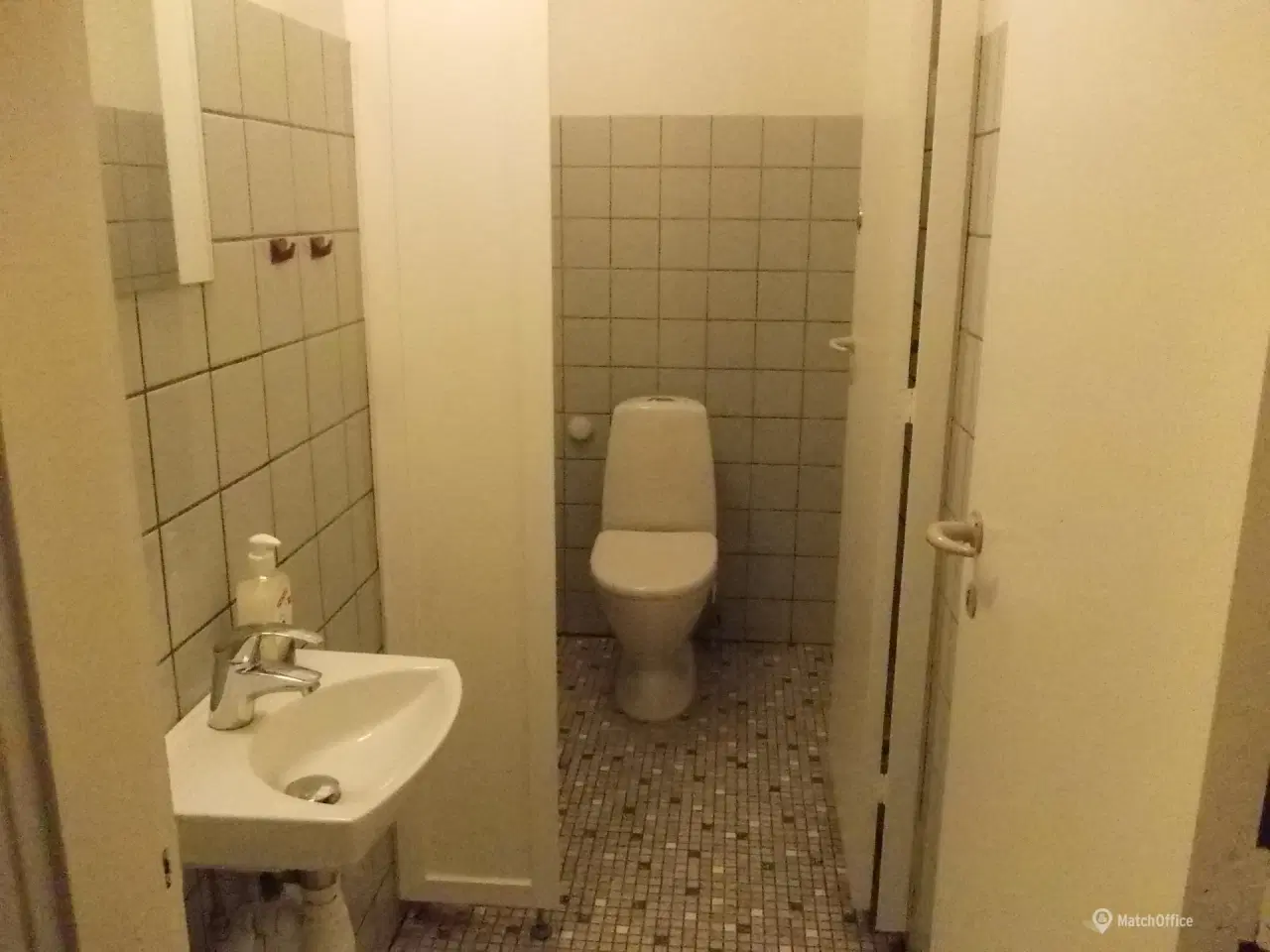 Billede 5 - 200 M2 KONTORER I KARLSLUNDE