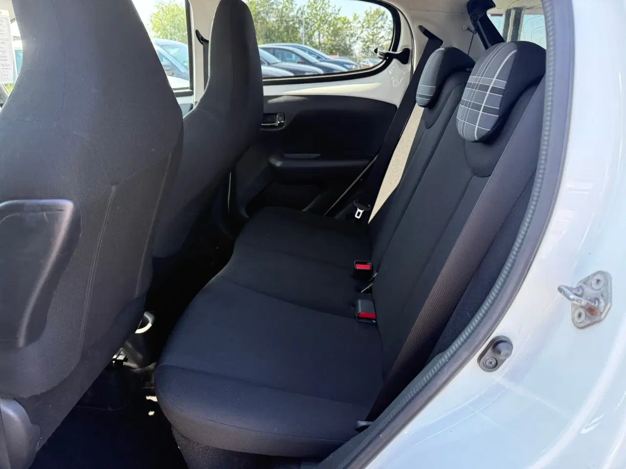 Billede 6 - Peugeot 108 1,0 e-Vti White Edition 69HK 5d