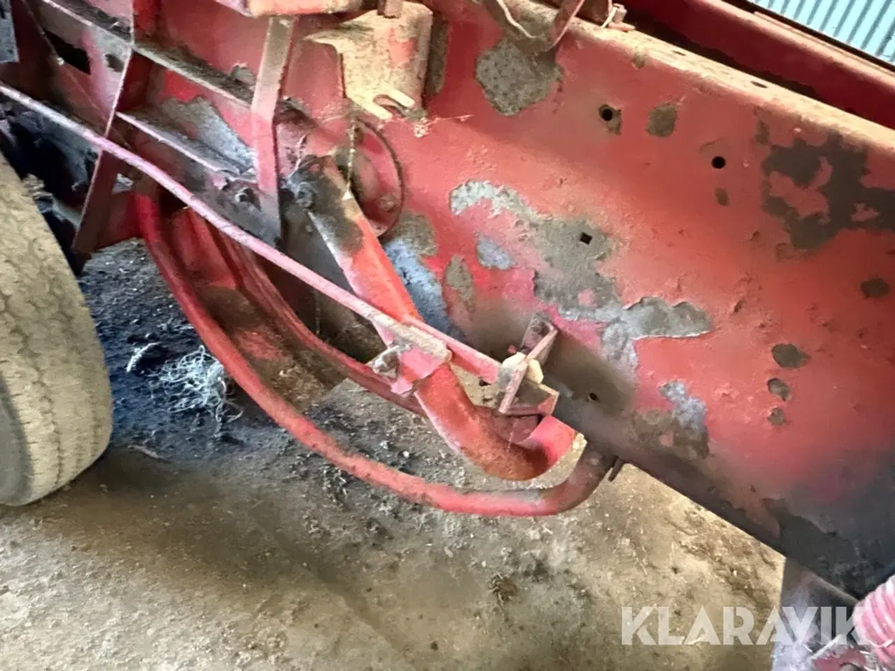 Billede 8 - Småballepresser Sperry / New Holland 276