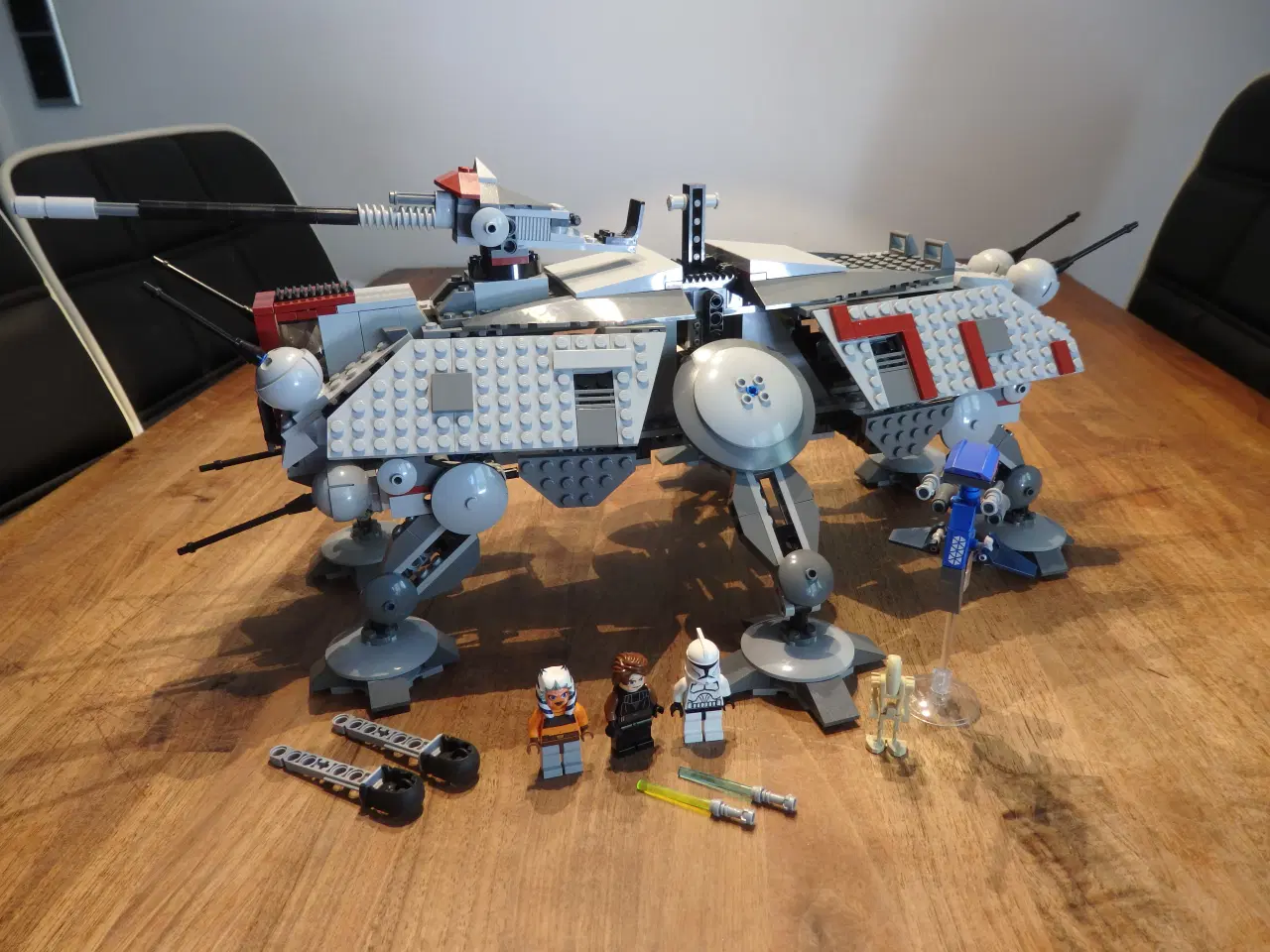 Billede 1 - LEGO : STAR WARS : 7675