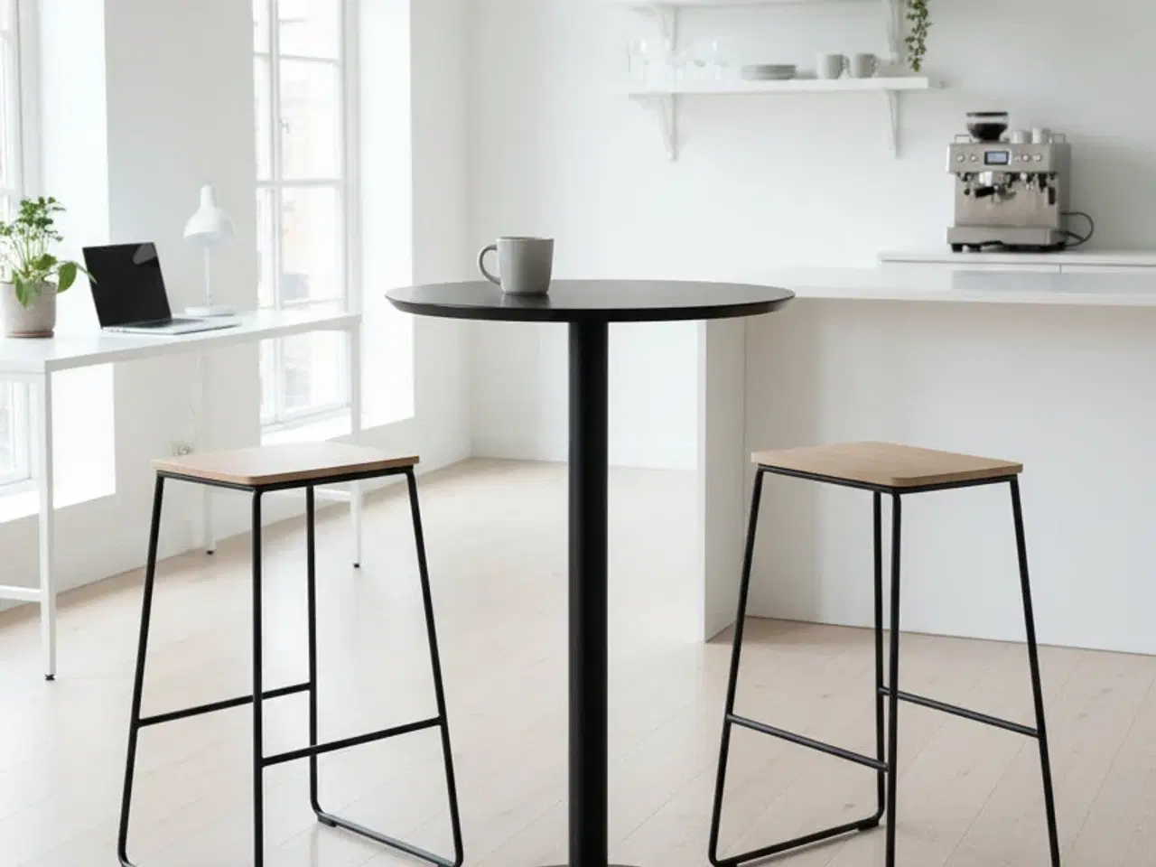 Billede 2 - Fumac Højbord – Sort Ø70 cm