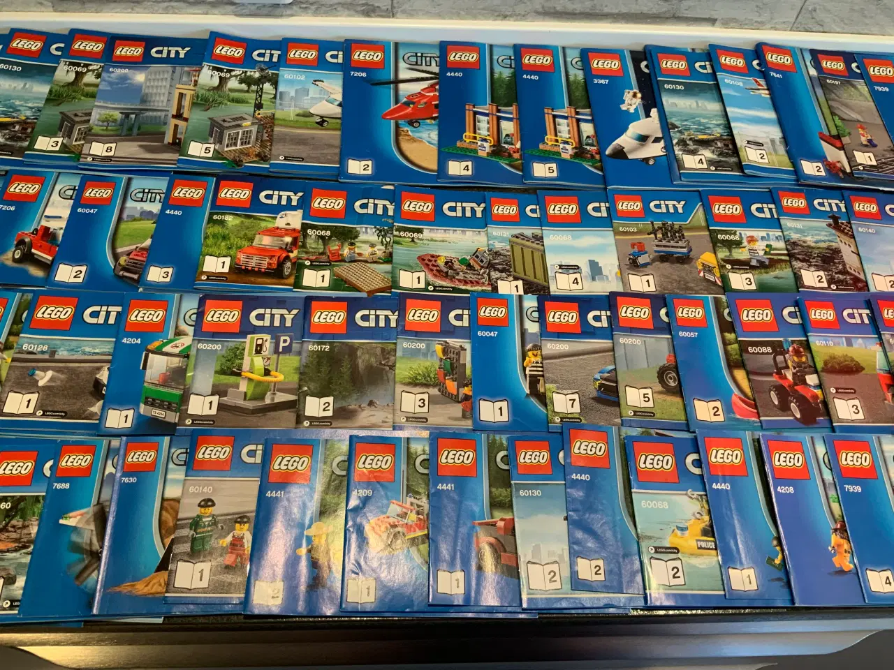 Billede 4 - Lego city manualer